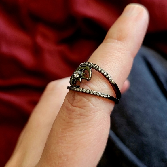 Dark Half Moon Star Diamond Metal Ring Size 7.5 - Picture 4 of 11
